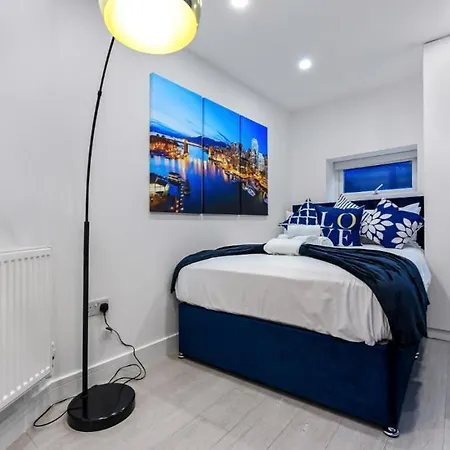 Comfortable And Stylish 1 Bedroom Flat - Sleeps 2 Londres Exterior foto