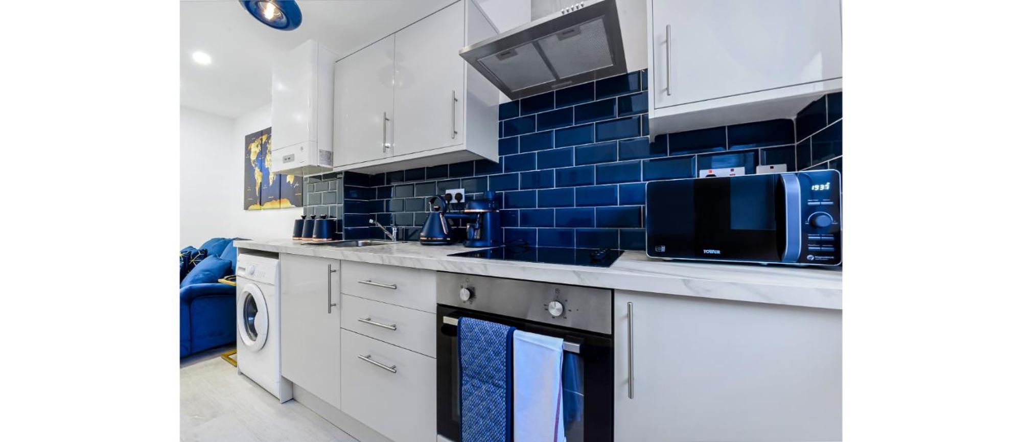Апартаменты Comfortable And Stylish 1 Bedroom Flat - Sleeps 2 Лондон